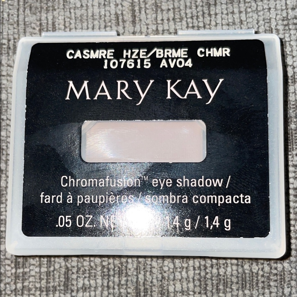 Mary Kay Taupe Eyeshadow - Picture 2 of 2